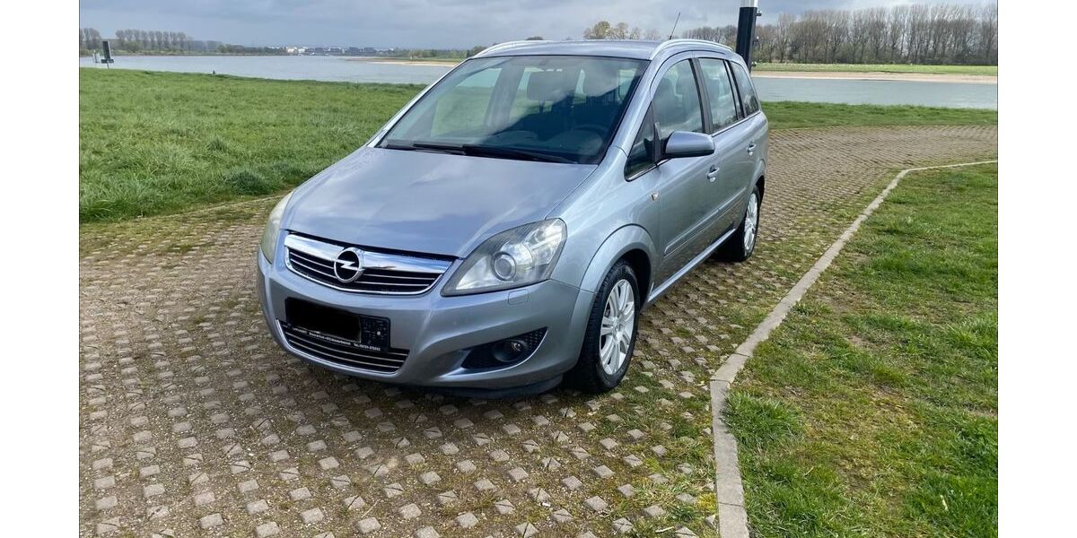 Opel Zafira 108.000 km 4.490 &euro; Köln 50769