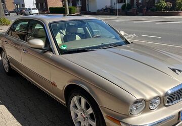 Jaguar XJ8 156.440 km 12.500 &euro; Kerpen 50170