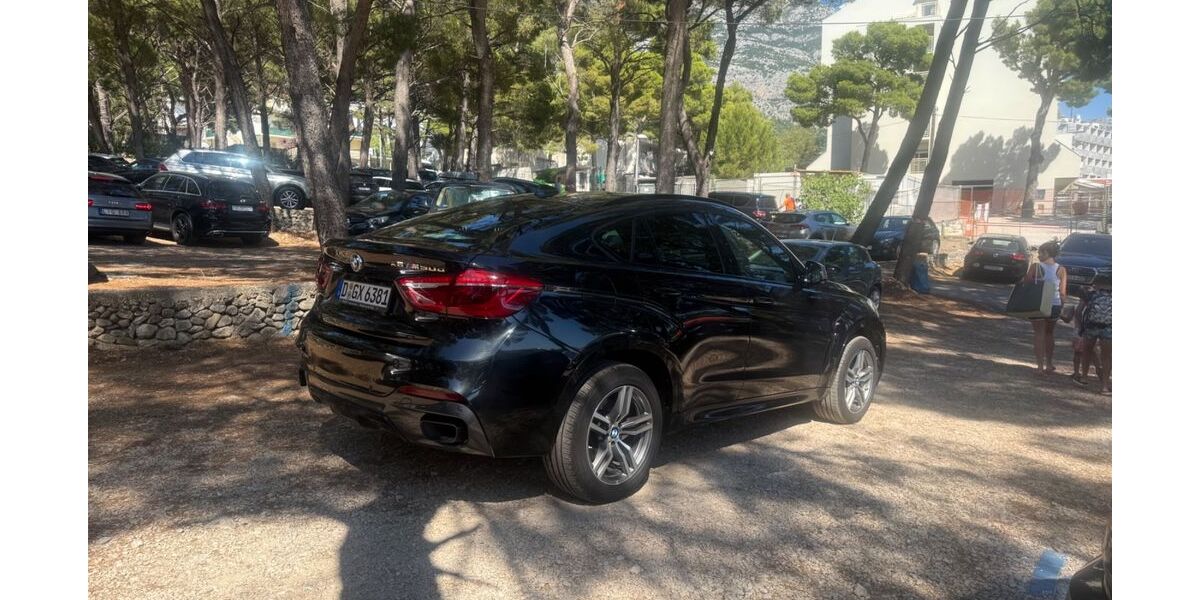 BMW X6 M50 119.000 km 35.000 &euro; Düsseldorf 40477