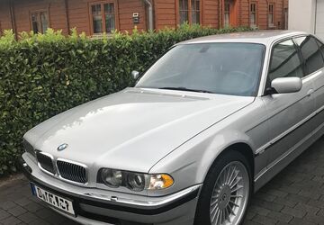 BMW 750 208.970 km 22.900 &euro; Düsseldorf 40625