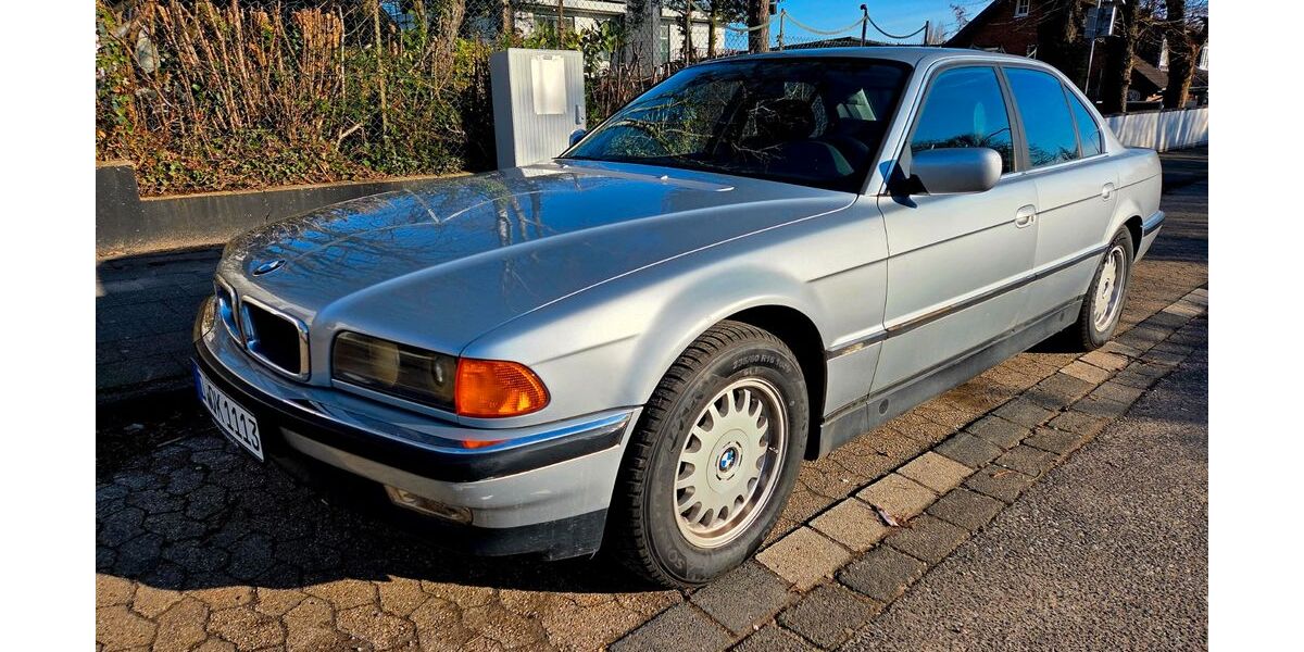 BMW 728 247.000 km 6.370 &euro; Düsseldorf 40629