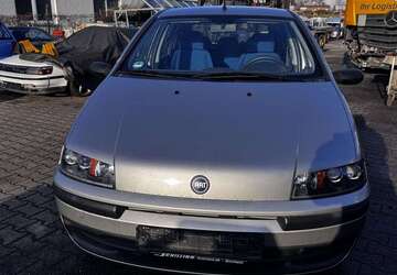 Fiat Punto 67.000 km 1.790 &euro; Düsseldorf 40231