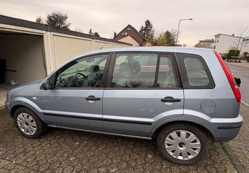 Ford Fusion 84.212 km 3.099 &euro; Köln 50769