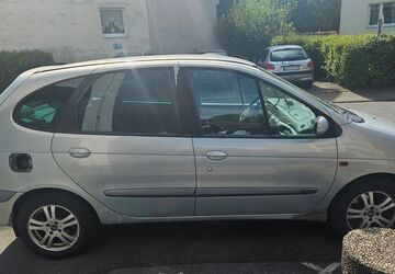 Renault Scenic 196.400 km 1.000 &euro; Leverkusen 51379