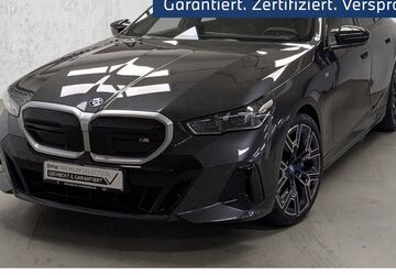 BMW i5 14.275 km 70.980 &euro; Düsseldorf 40595