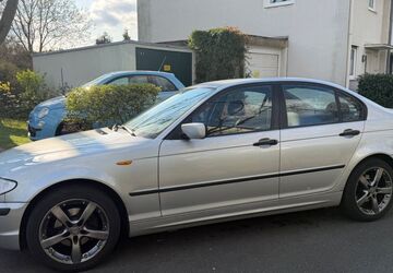 BMW 318 159.000 km 3.200 &euro; Neuss 41468