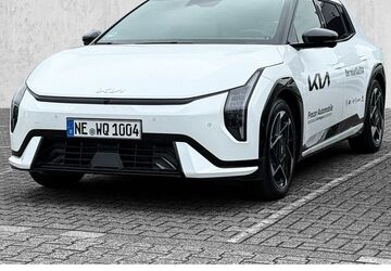 Kia EV4 12.000 km 44.590 &euro; Dormagen 41540