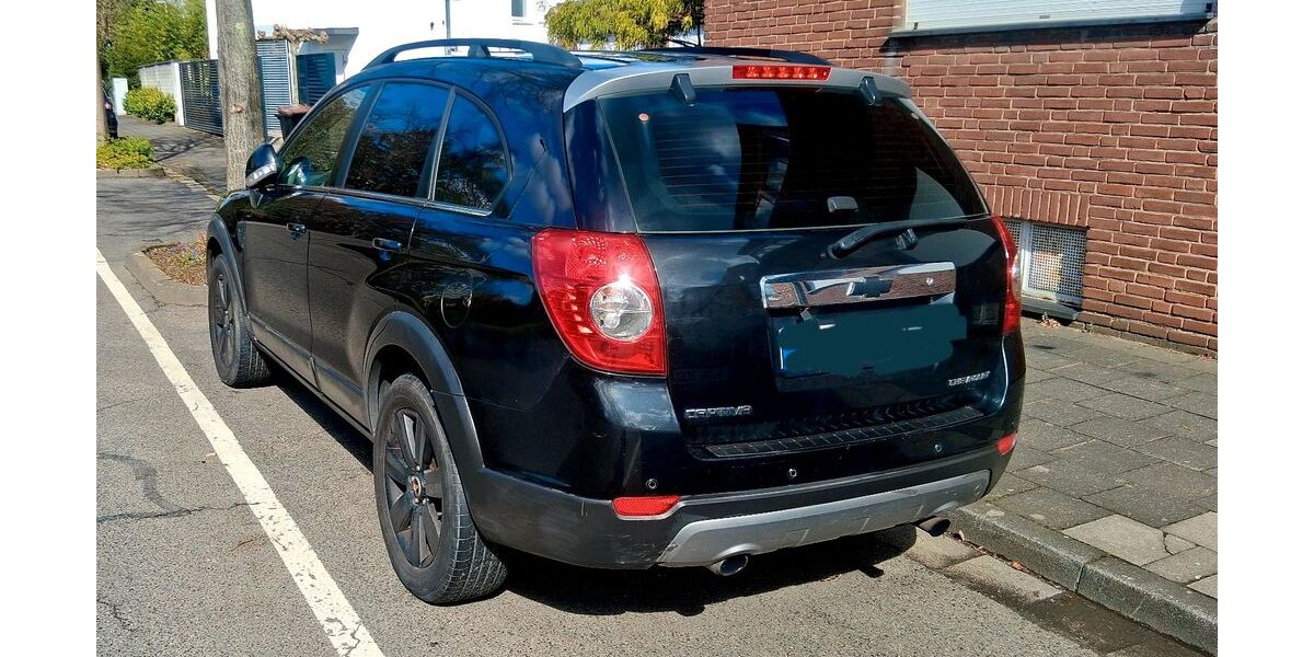 Chevrolet Captiva 295.456 km 3.850 &euro; Meerbusch 40668