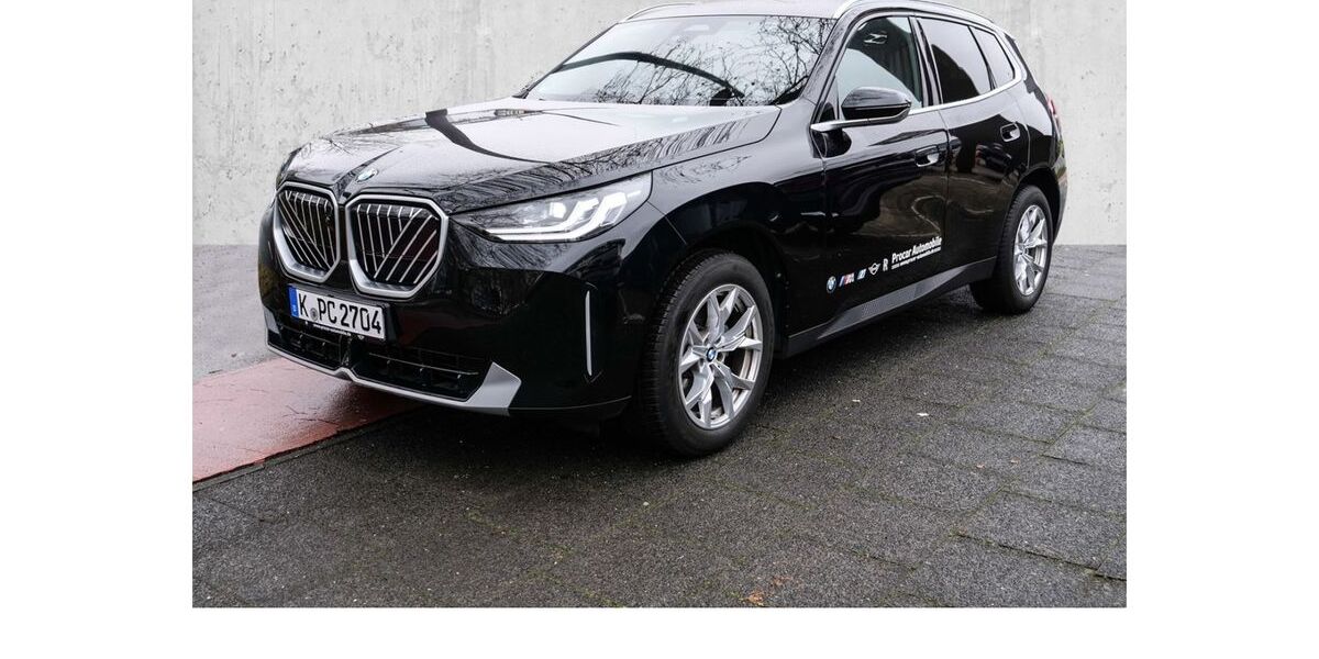 BMW X3 8.700 km 53.480 &euro; Köln Süd 50968