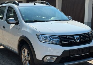 Dacia Sandero 85.000 km 7.840 &euro; Düsseldorf 40468