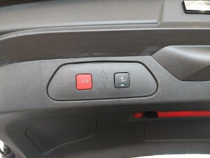 Opel Grandland X Ultimate ACC Kam SHZ LHZ Navi Matrix 5.644 km 26.480 &euro; HAAN 42781