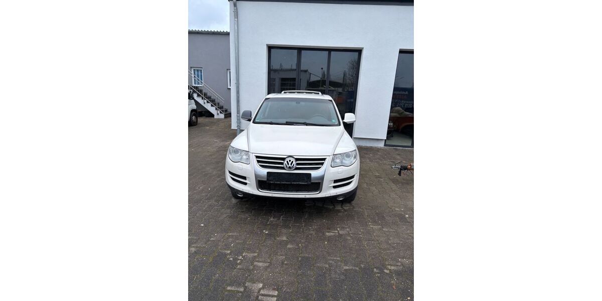 VW Touareg 234.500 km 8.500 &euro; Leverkusen 51381