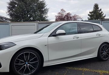 BMW 118 44.182 km 23.990 &euro; Köln 51105