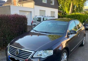 VW Passat 267.000 km 2.000 &euro; Düsseldorf 40229