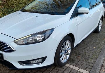 Ford Focus 99.000 km 6.950 &euro; Köln 50739