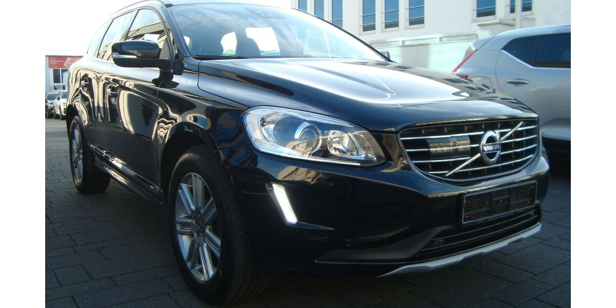 Volvo XC60 151.392 km 15.999 &euro; Köln 51149