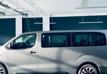 Opel Vivaro 57.800 km 20.999 &euro; Hilden 40723