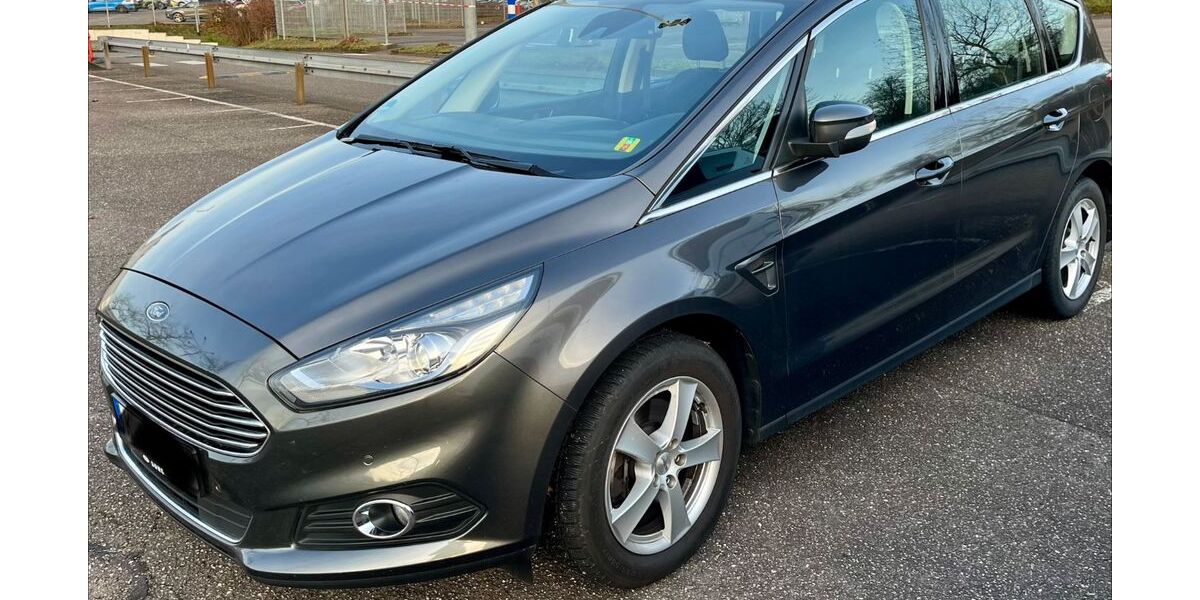 Ford S-Max 107.000 km 15.700 &euro; Köln 50737