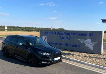 Ford Focus 84.000 km 16.900 &euro; Köln 50672