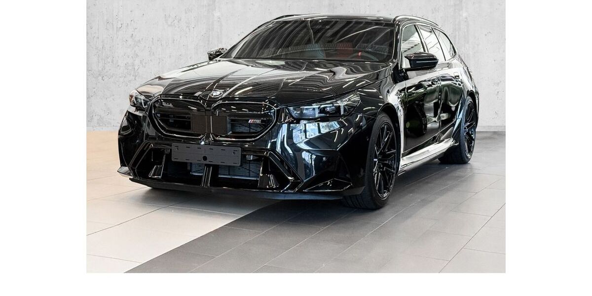 BMW M5 1.600 km 137.110 &euro; Köln-Nord 50739