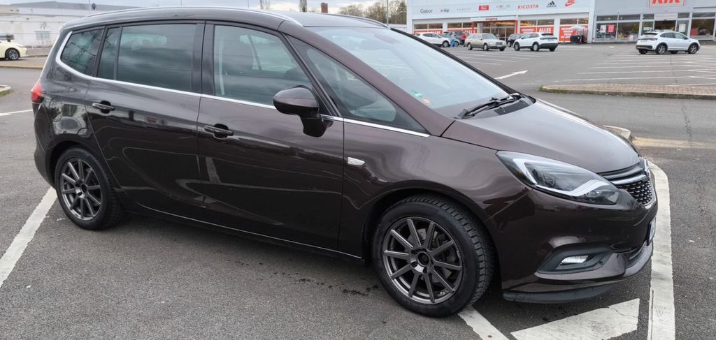 Opel Zafira Tourer 104.000 km 12.900 &euro; Köln 51149