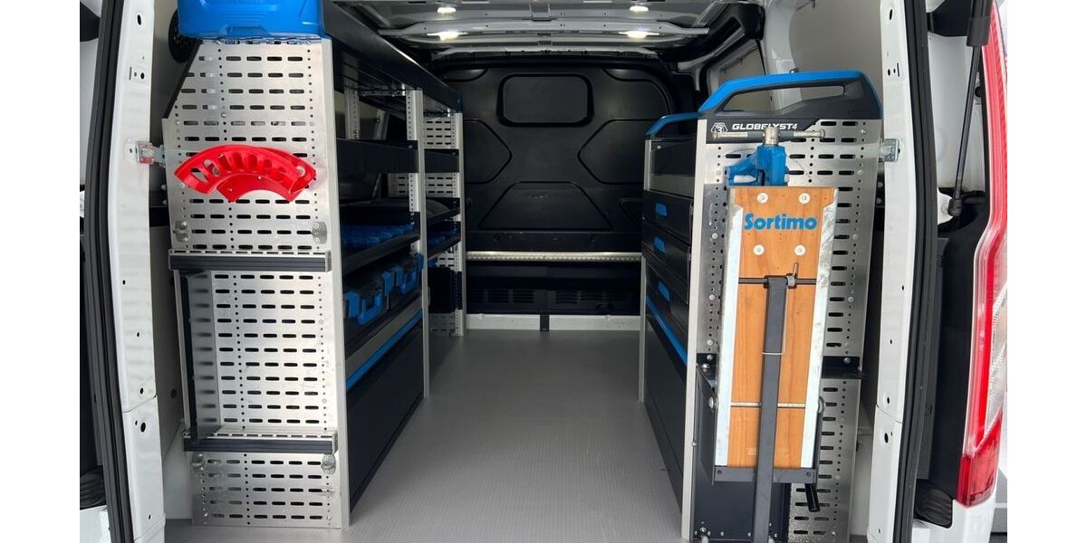 Ford Transit Custom 110.584 km 19.900 &euro; Köln-Riehl 50735