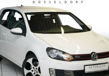 VW Golf 102.337 km 15.900 &euro; Düsseldorf 40549