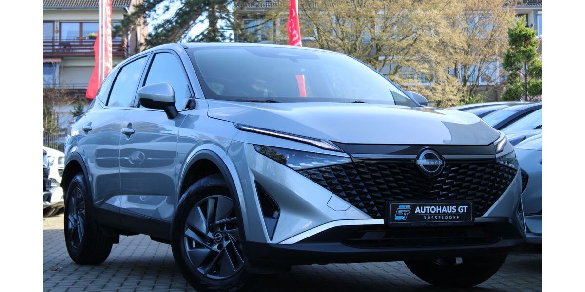 Nissan Qashqai 19.748 km 23.999 &euro; Düsseldorf 40625
