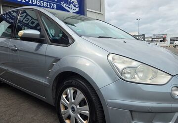 Ford S-Max 235.523 km 3.950 &euro; Pulheim 50259