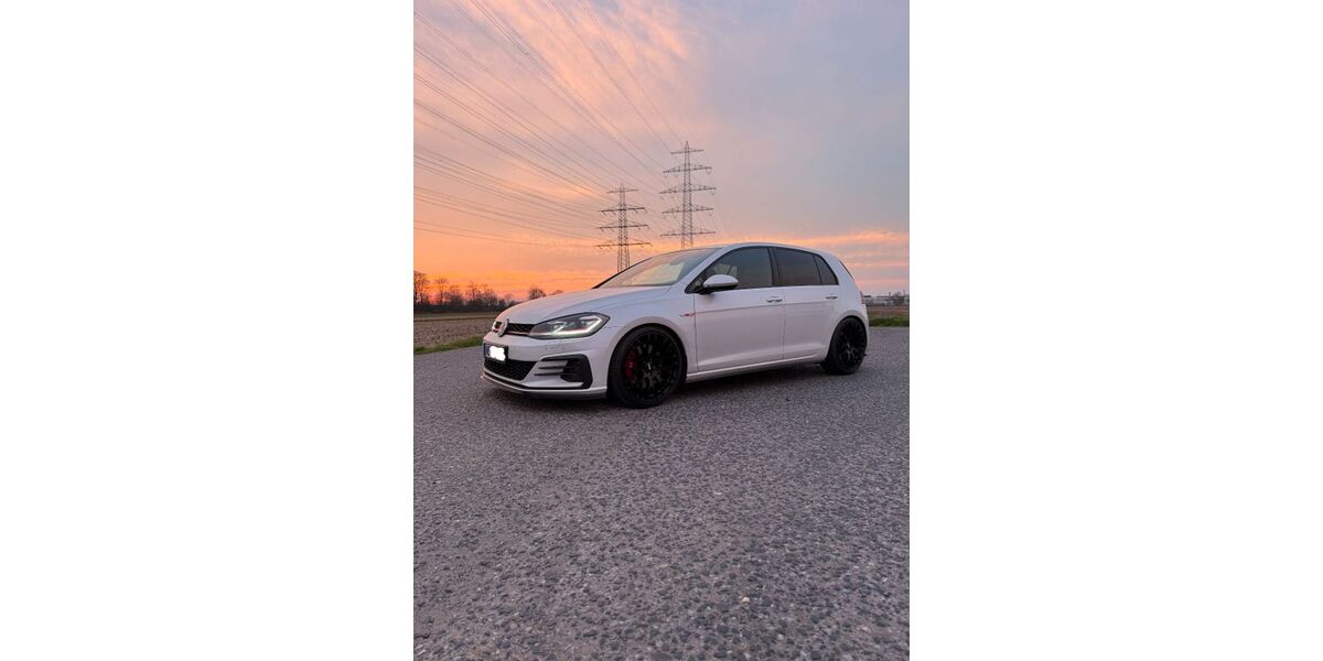 VW Golf 85.500 km 25.699 &euro; Dormagen 41542