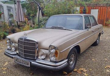 Mercedes-Benz 280 105.000 km 13.900 &euro; Köln Porz 51147