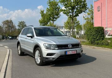VW Tiguan 162.000 km 14.490 &euro; Neuss 41460