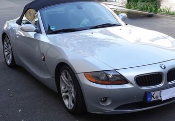 BMW Z4 105.000 km 9.990 &euro; Köln 50737