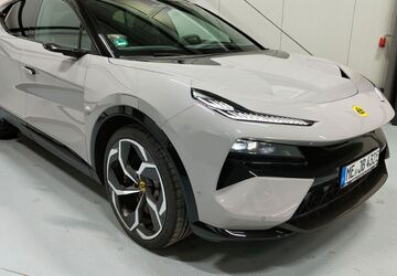 Lotus Eletre 27.500 km 89.889 &euro; Haan 42781
