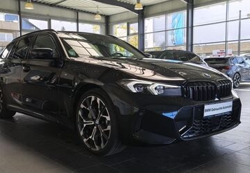 BMW 330 6.988 km 53.990 &euro; Langenfeld 40764