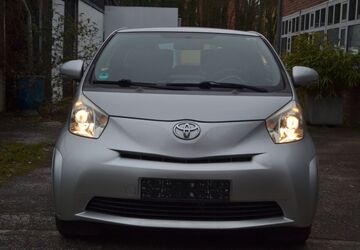 Toyota IQ 47.000 km 5.970 &euro; köln 50969