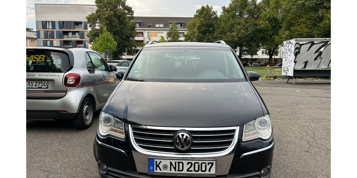 VW Touran 365.000 km 3.100 &euro; Köln 51067