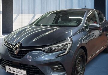 Renault Clio 42.259 km 13.330 &euro; Köln 50939
