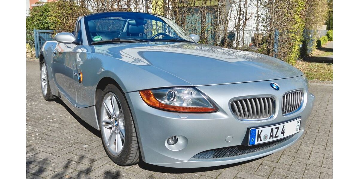 BMW Z4 208.000 km 12.500 &euro; Köln 51107