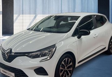 Renault Clio 21.265 km 14.140 &euro; Köln 50939