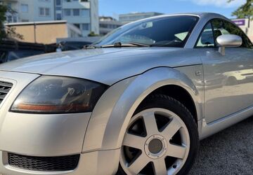 Audi TT 210.000 km 3.450 &euro; Köln 50674