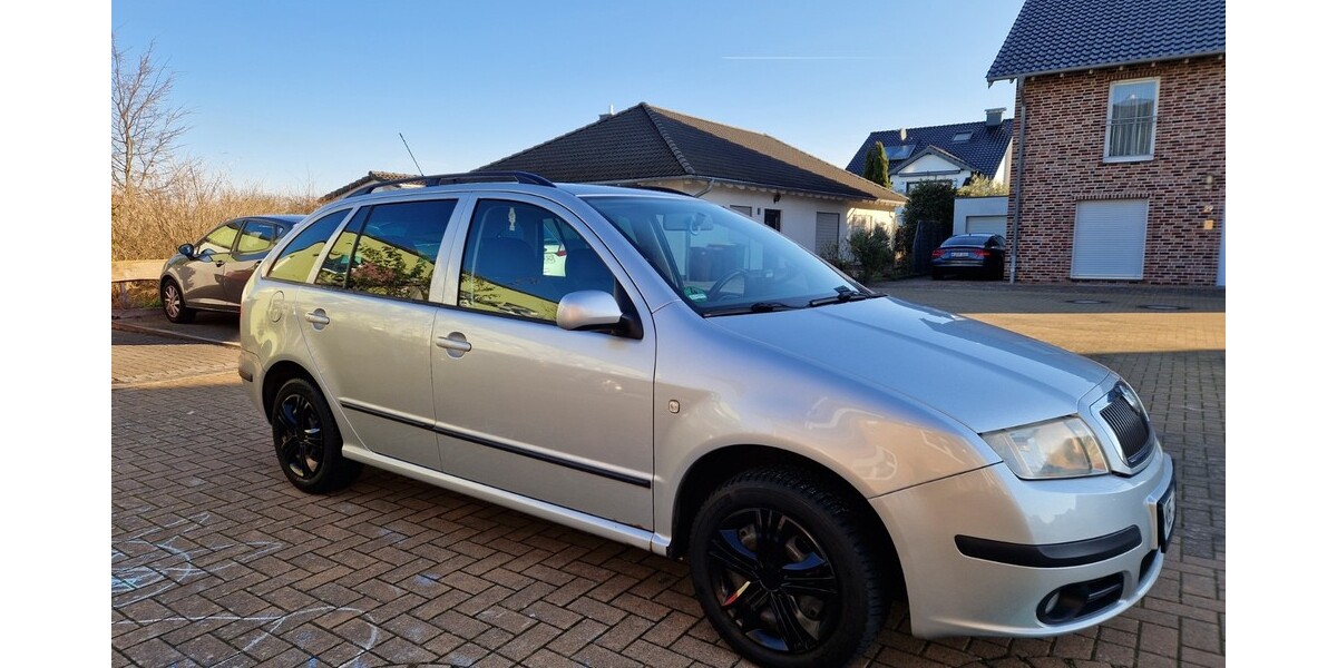 Skoda Fabia 389.000 km 1.400 &euro; Dormagen 41539