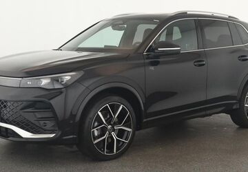 VW Tiguan 15.700 km 47.084 &euro; Düsseldorf 40233