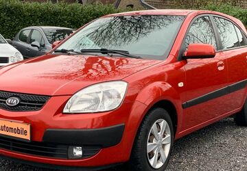 Kia Rio 253.089 km 1.890 &euro; Meerbusch 40670