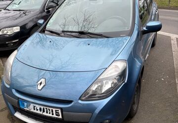 Renault Clio 220.000 km 2.000 &euro; Köln 50670