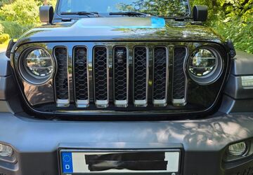 Jeep Wrangler 52.000 km 47.750 &euro; Köln 51105