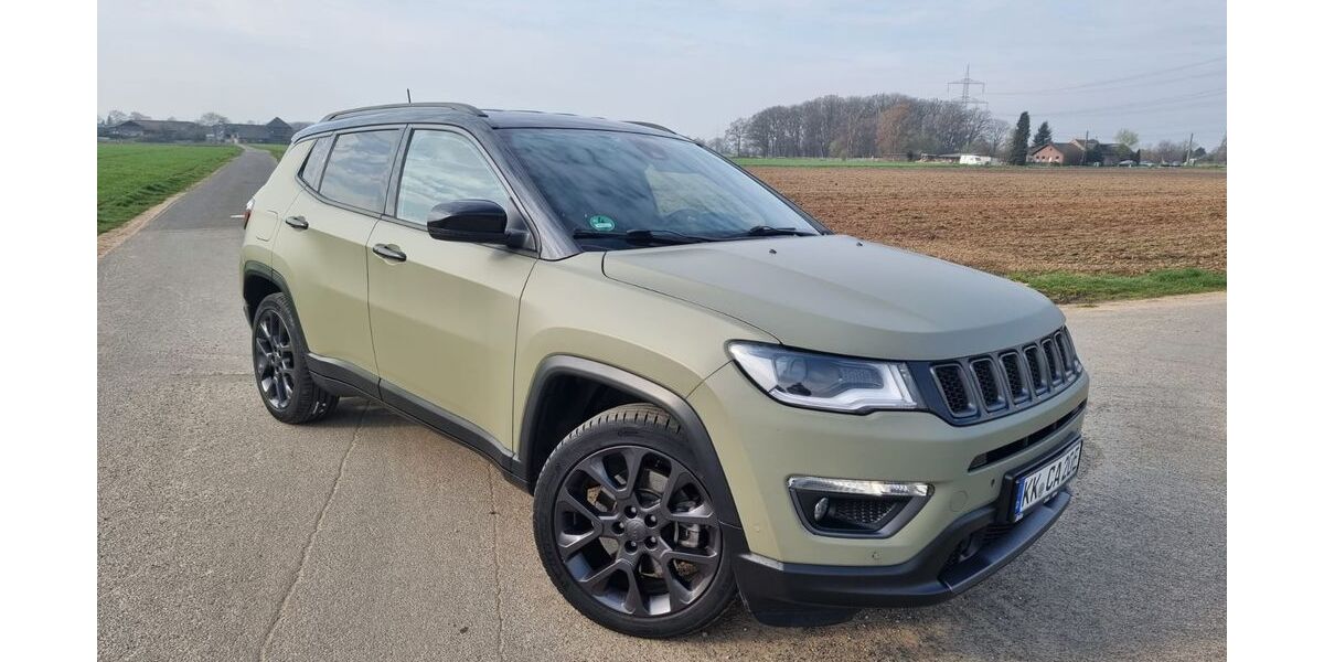 Jeep Compass 73.000 km 24.900 &euro; Willich 47877
