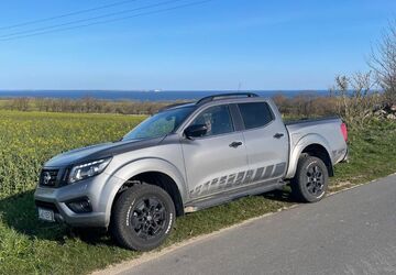 Nissan PickUp 87.400 km 25.800 &euro; Düsseldorf 40470