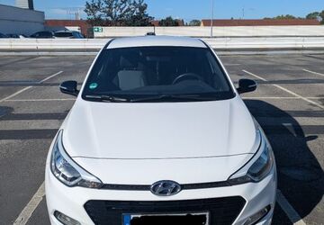 Hyundai i20 93.015 km 9.400 &euro; Leverkusen 51371