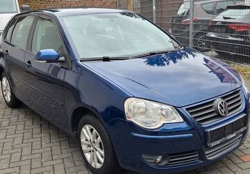 VW Polo 143.806 km 3.499 &euro; Solingen 42655